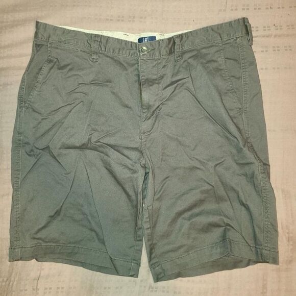 George Flat front Khaki Shorts - Picture 1 of 4